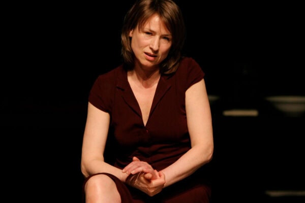 Theaterfotos Von Cecilia Gläsker Produktion: JAGDWEHR Ein SOLOABEND Von Corinna Harfouch Schauspiel Stuttgart 2009